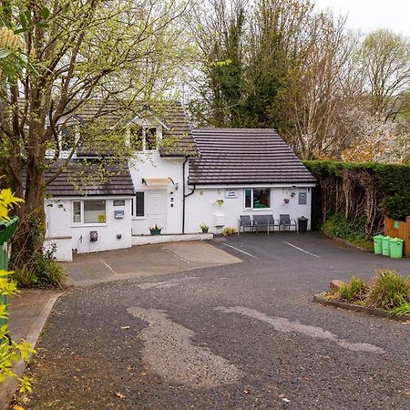 Windermere Studio Rooms - With Free Car Parking Onsite Exteriör bild