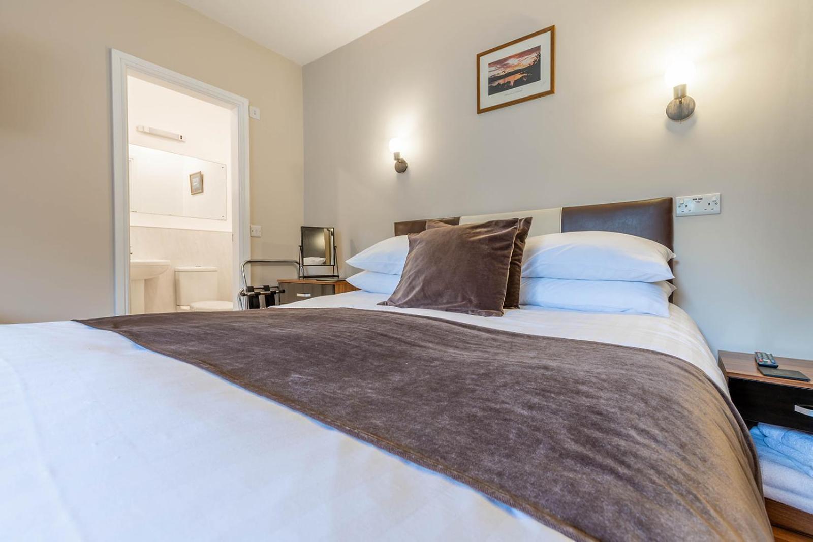 Windermere Studio Rooms - With Free Car Parking Onsite Exteriör bild