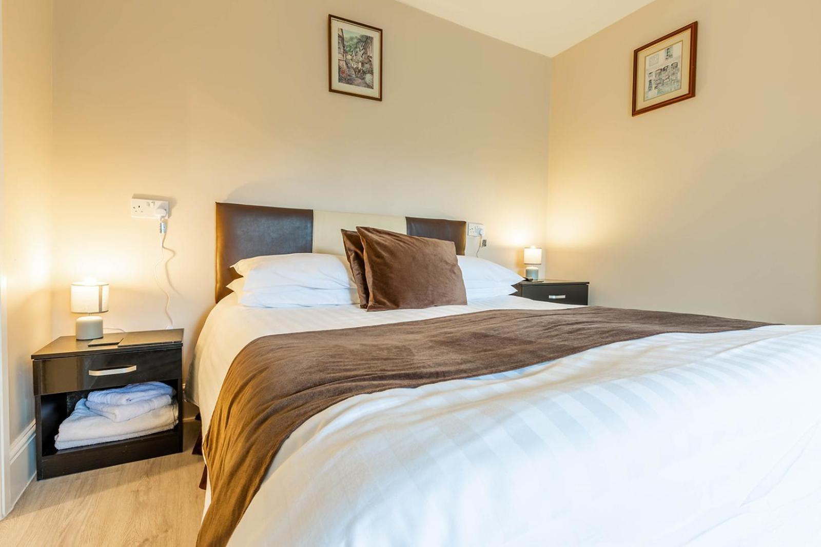 Windermere Studio Rooms - With Free Car Parking Onsite Exteriör bild