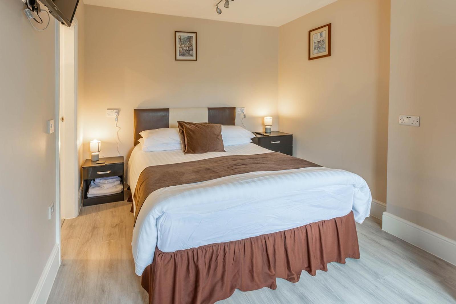 Windermere Studio Rooms - With Free Car Parking Onsite Exteriör bild