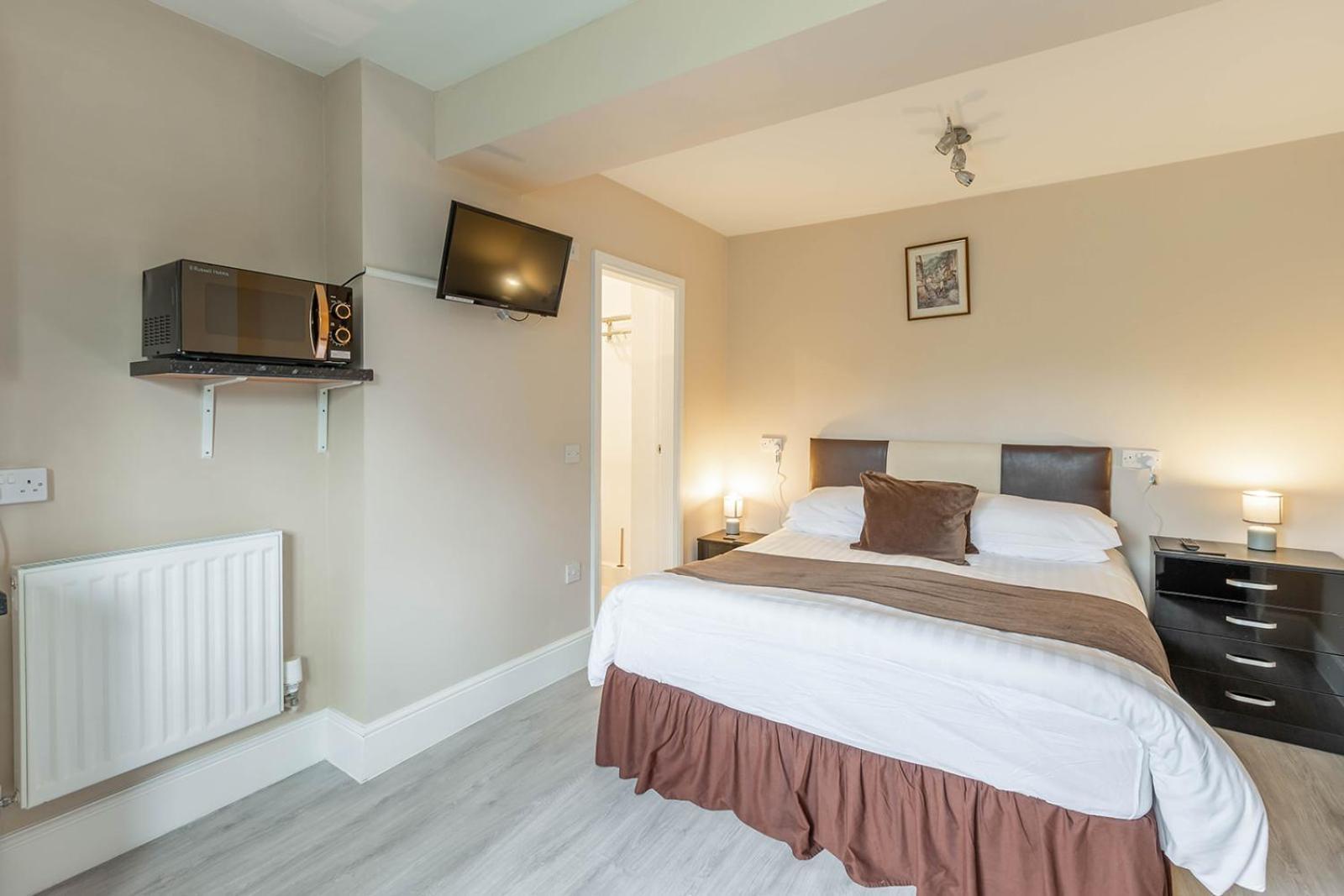 Windermere Studio Rooms - With Free Car Parking Onsite Exteriör bild