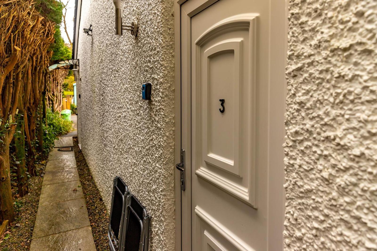 Windermere Studio Rooms - With Free Car Parking Onsite Exteriör bild