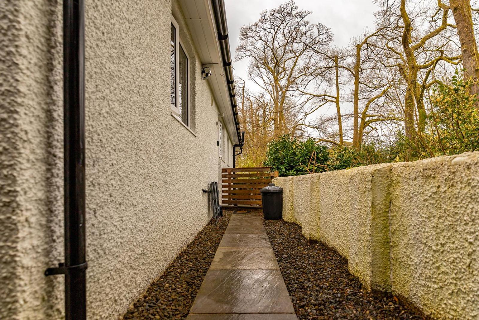 Windermere Studio Rooms - With Free Car Parking Onsite Exteriör bild