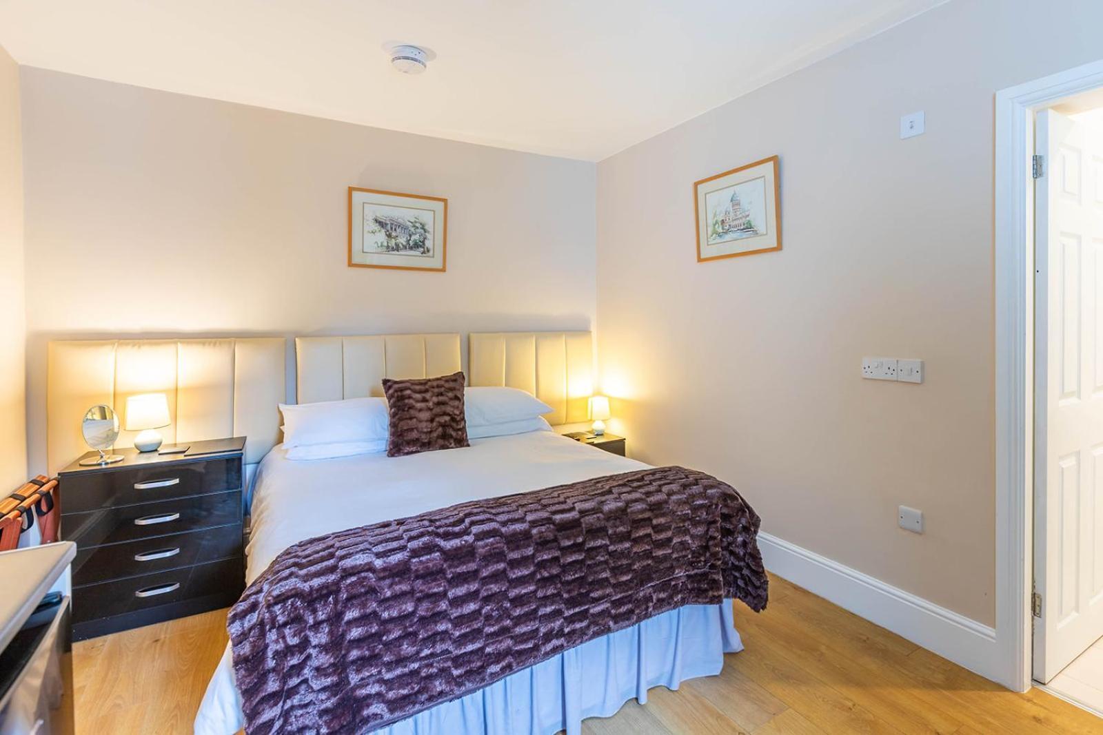 Windermere Studio Rooms - With Free Car Parking Onsite Exteriör bild